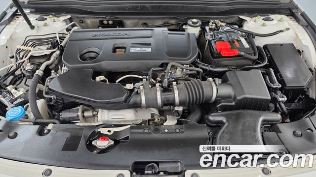 Honda Accord 2018 — photo 6