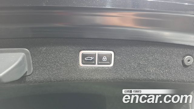 Genesis G90 2023 — photo 21