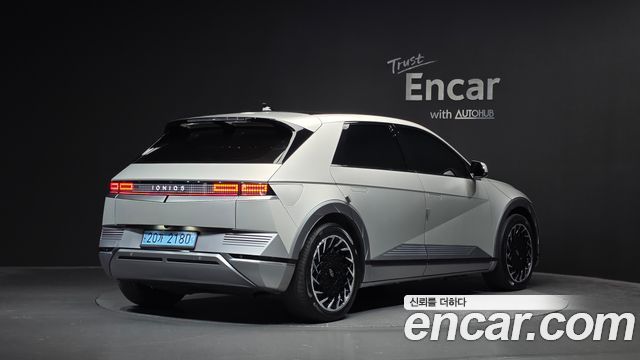 Hyundai Ioniq5 2022 — photo 2
