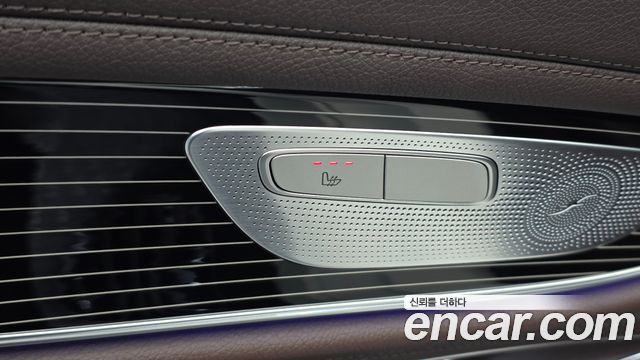 Mercedes-Benz CLS-Class 2019 — photo 34