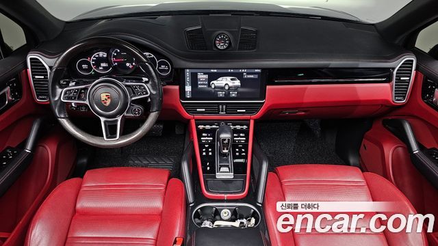 Porsche Cayenne 2020 — photo 10