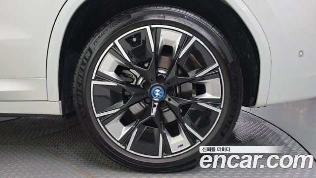 BMW iX3 2024 — photo 5