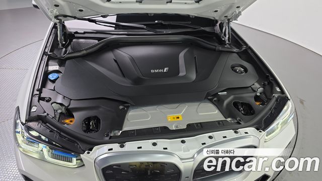 BMW iX3 2024 — photo 6