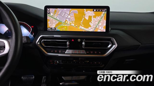 BMW iX3 2024 — photo 13