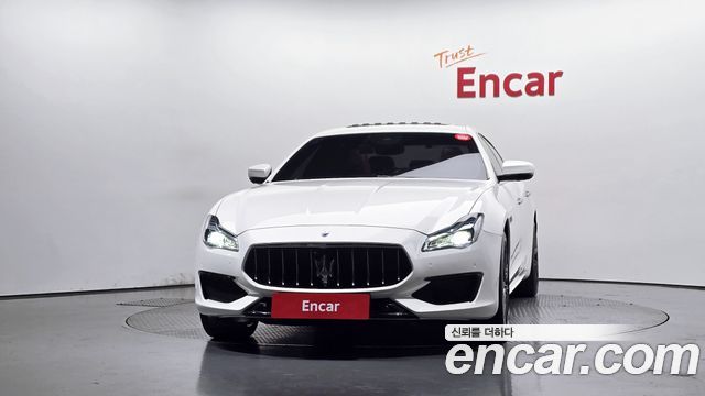 Maserati Quattroporte 2019 — photo 3