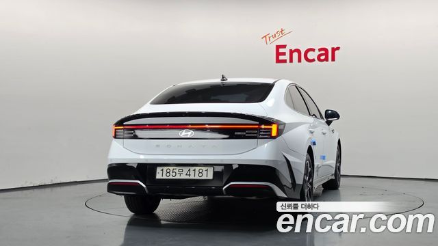 Hyundai Sonata 2025 — photo 4
