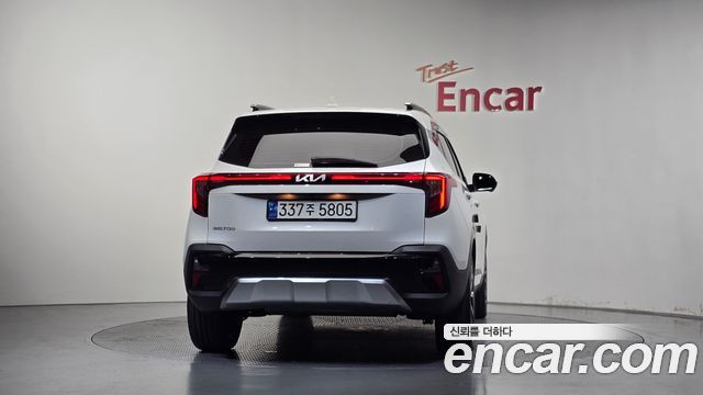 Kia Seltos 2023 — photo 4