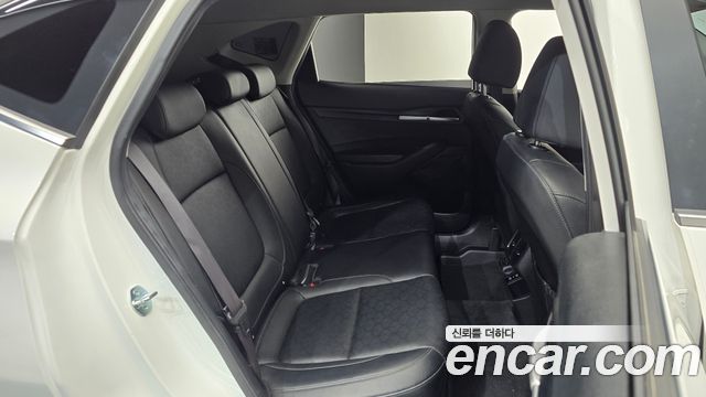 Kia Seltos 2023 — photo 17