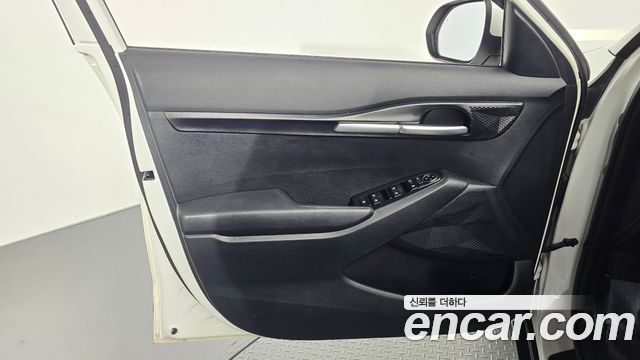 Kia Seltos 2023 — photo 14