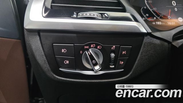 BMW X3 2021 — photo 31