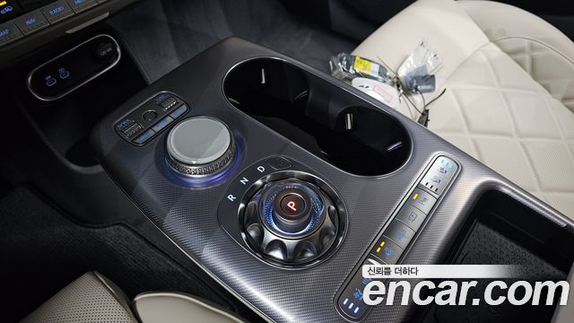 Genesis GV60 2027 — photo 12