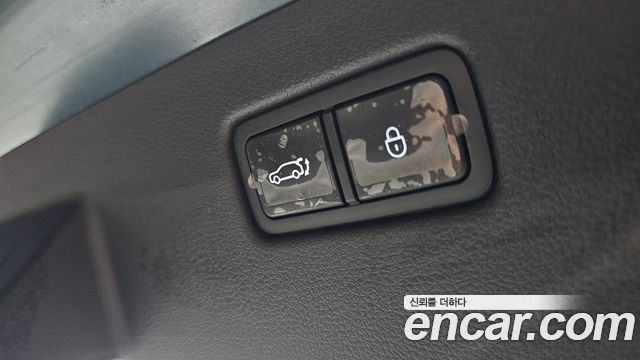 Genesis GV60 2027 — photo 24
