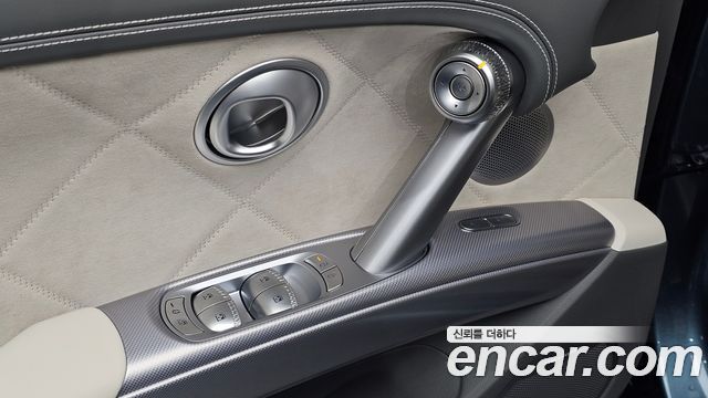Genesis GV60 2027 — photo 31