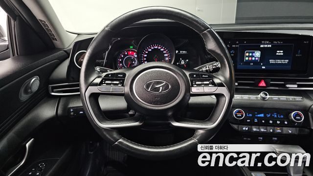 Hyundai AVANTE 2022 — photo 19