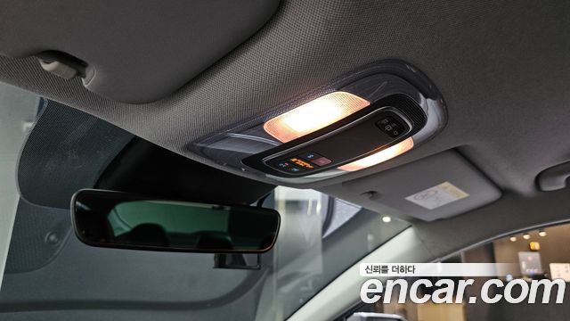 Hyundai AVANTE 2022 — photo 24