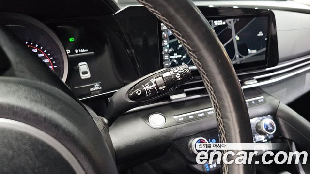 Hyundai AVANTE 2022 — photo 26