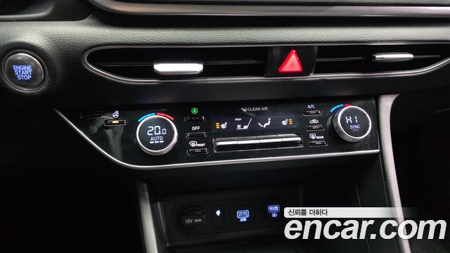 Hyundai Sonata 2022 — photo 17