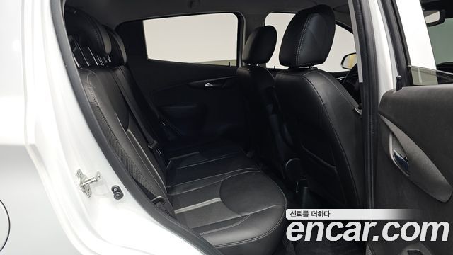 Chevrolet Korea Spark 2022 — photo 17