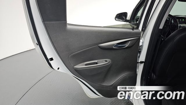 Chevrolet Korea Spark 2022 — photo 15