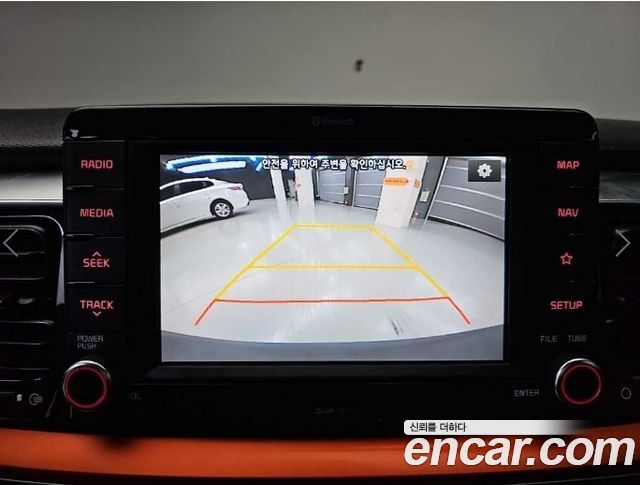 Kia Stonic 2018 — photo 14