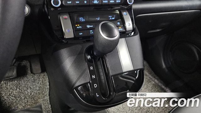 Hyundai Casper 2023 — photo 12
