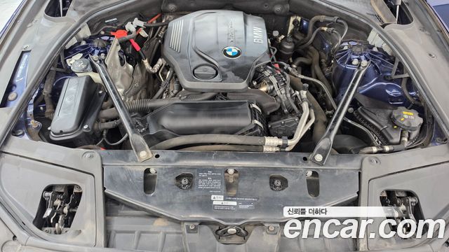 BMW 5-Series 2016 — photo 6