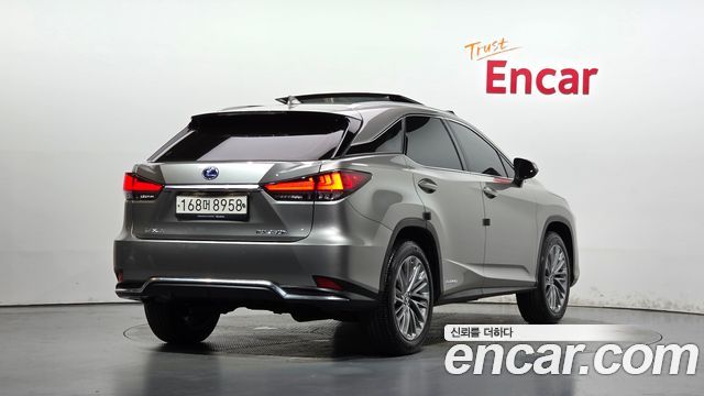 Lexus RX 2021 — photo 2