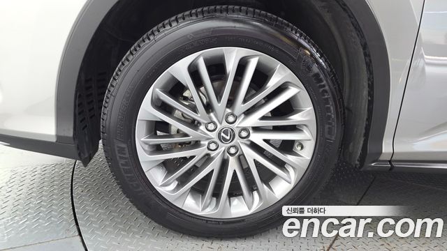 Lexus RX 2021 — photo 5