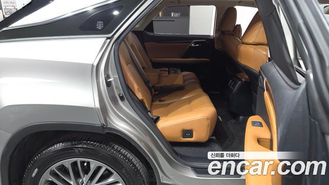 Lexus RX 2021 — photo 17