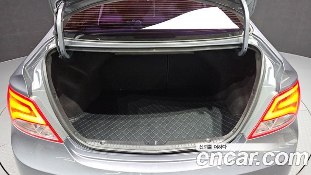 Hyundai Accent 2016 — photo 22