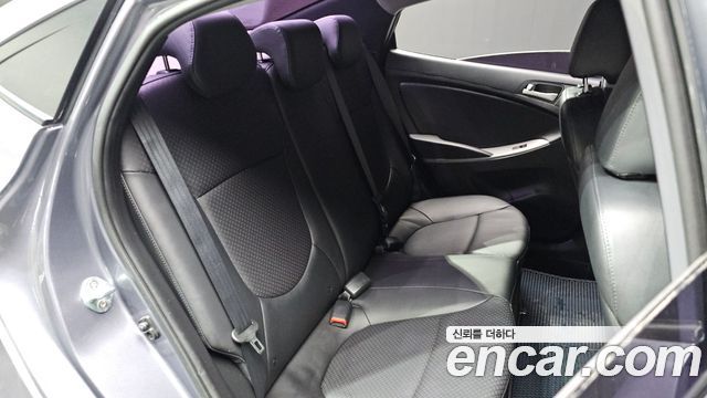 Hyundai Accent 2016 — photo 23