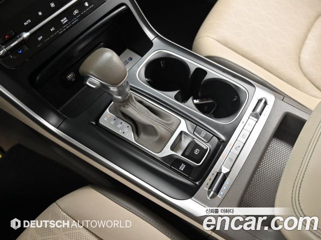 Kia Canival 2021 — photo 9