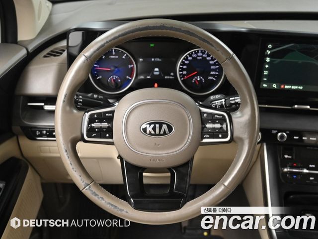 Kia Canival 2021 — photo 13