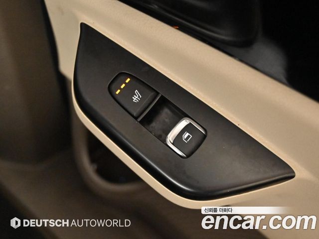 Kia Canival 2021 — photo 16
