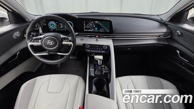 Hyundai AVANTE 2021 — photo 10