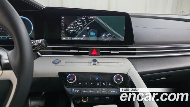 Hyundai AVANTE 2021 — photo 19