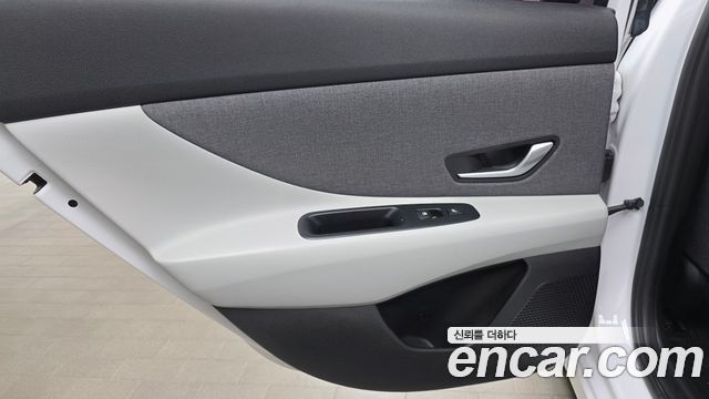 Hyundai AVANTE 2021 — photo 15