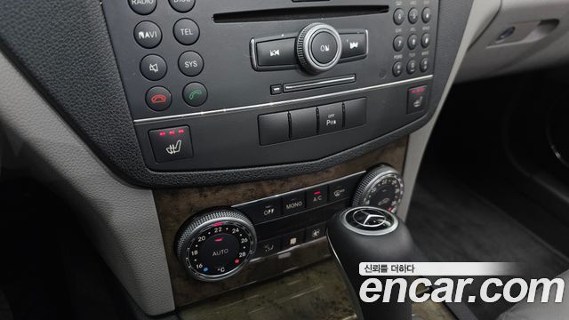 Mercedes-Benz C-Class 2008 — photo 20