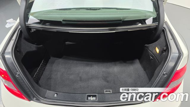 Mercedes-Benz C-Class 2008 — photo 26