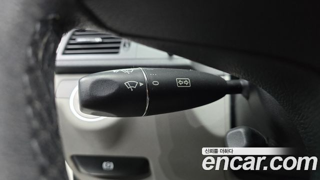 Mercedes-Benz C-Class 2008 — photo 29