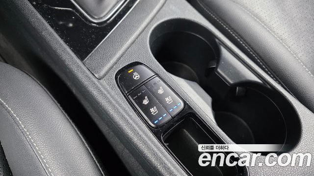 Kia Niro 2018 — photo 24