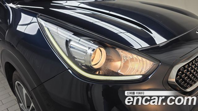 Kia Niro 2018 — photo 8