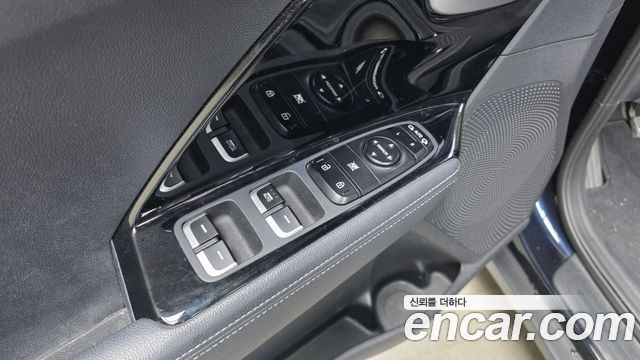 Kia Niro 2018 — photo 28