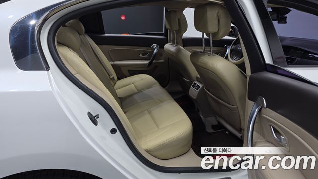 Renault Korea SM5  2013 — photo 17