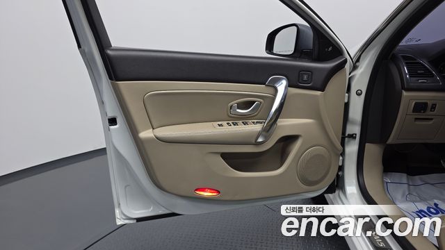 Renault Korea SM5  2013 — photo 14