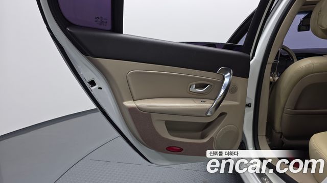 Renault Korea SM5  2013 — photo 15