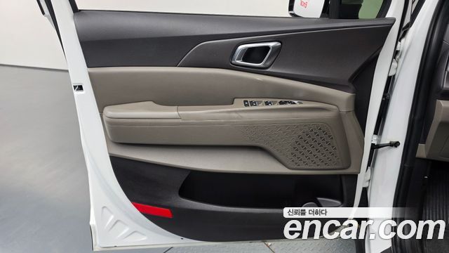Kia Canival 2025 — photo 14