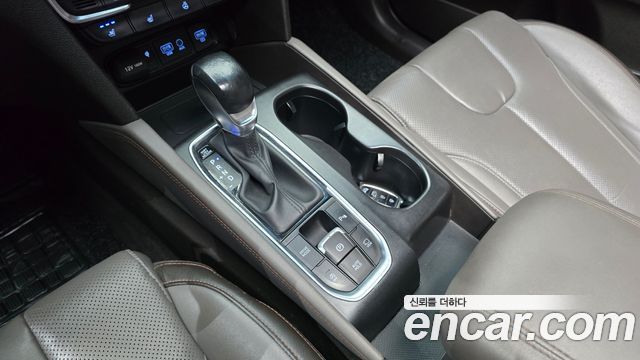 Hyundai Santafe 2019 — photo 9