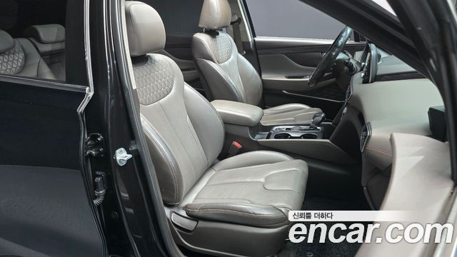 Hyundai Santafe 2019 — photo 12