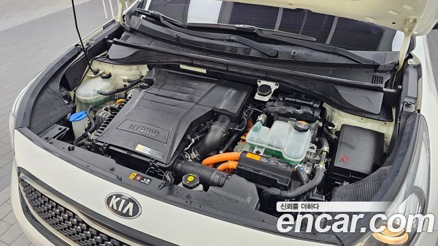 Kia Niro 2017 — photo 6